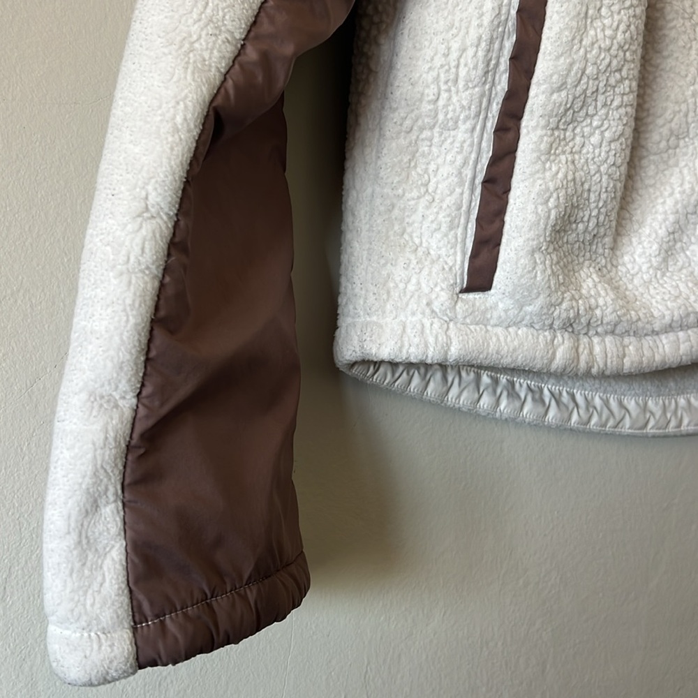 The North Face Girl's Fleece Mashup Gardenia White Jacket - Picture 3 of 9